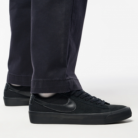 Nike SB Zoom Blazer LOW PRO GT FW22 