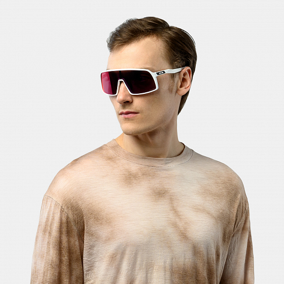 Очки Oakley Sutro  A/S от Oakley в интернет магазине www.traektoria.ru - 2 фото