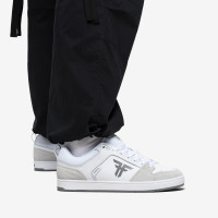 Fallen Revolver White / Gray