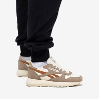 Reebok Classic Leather SP BOULDER BEIGE F23/COURT BROWN F23-R/CHALK